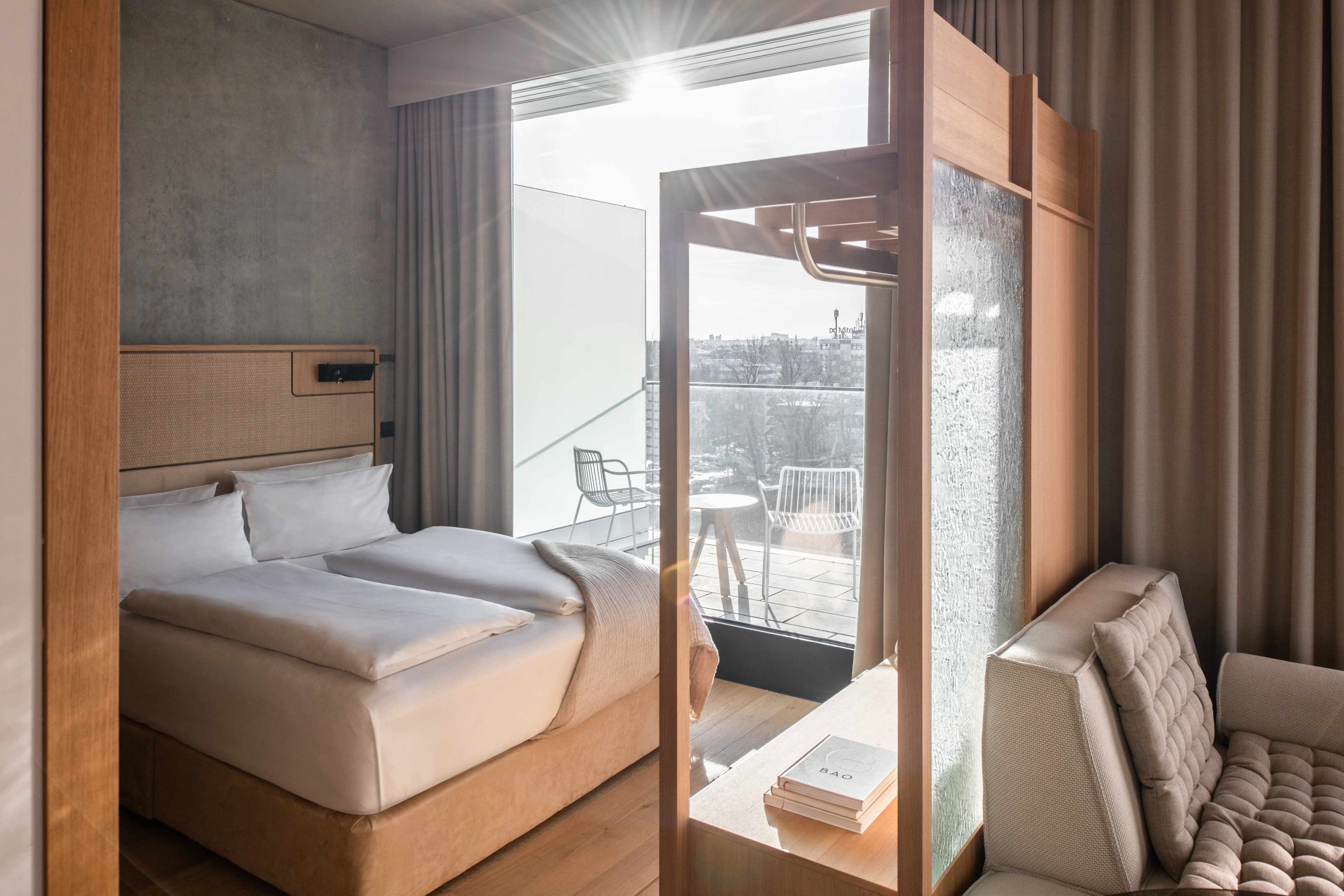 Suite, River View