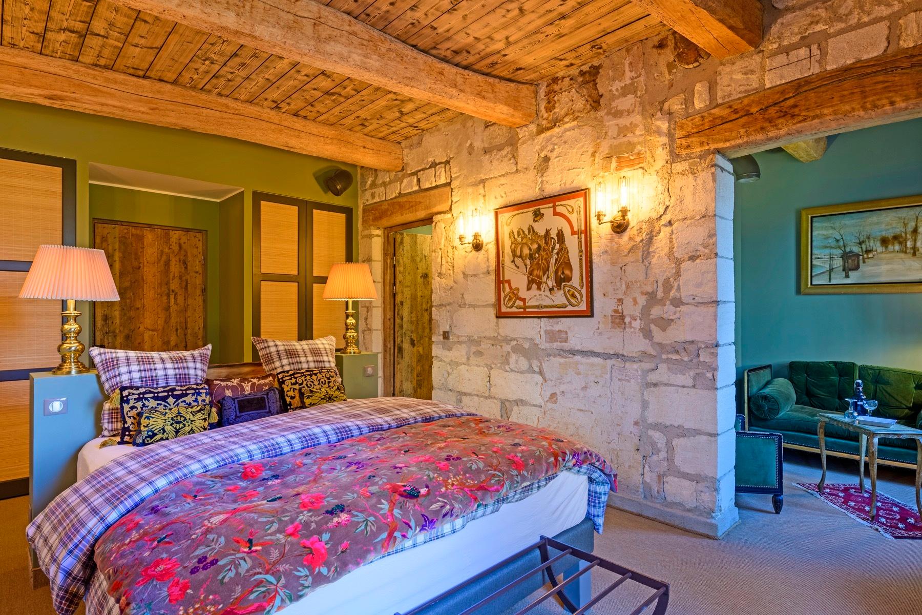Junior Suite, Queen Bed, Park View