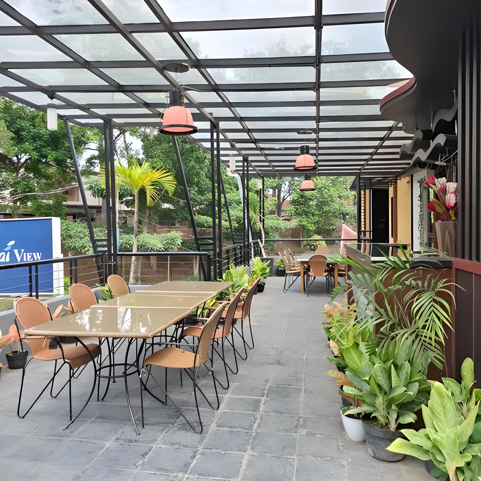 Royal Denai View Hotel 18/30