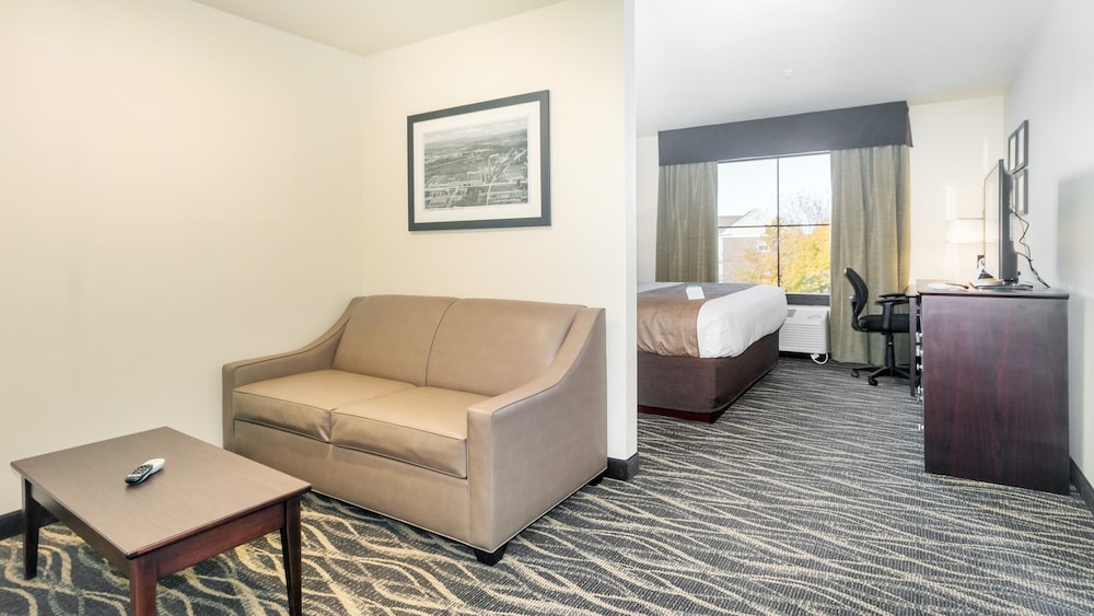 Cobblestone Hotel & Suites Janesville 20/38