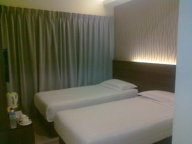 The Regency Garden Hotel 27/50