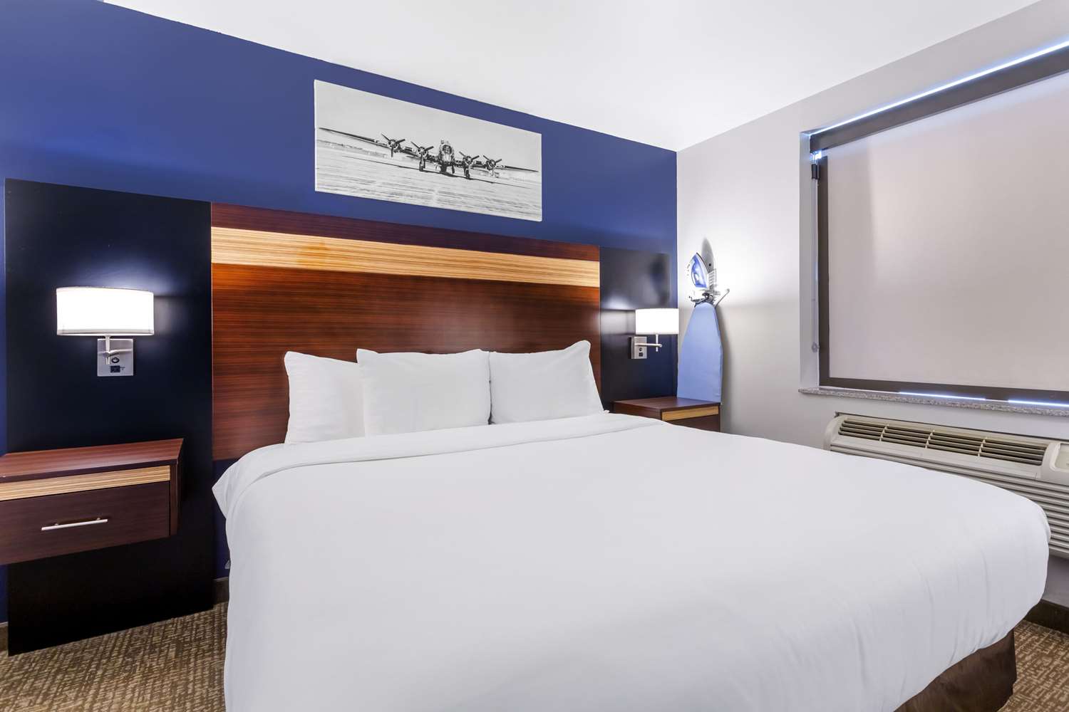 Room, King Bed