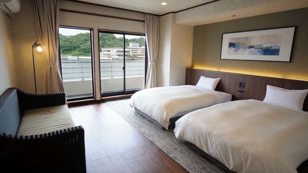 Yukai Resort Premium Koshinoyu 17/50