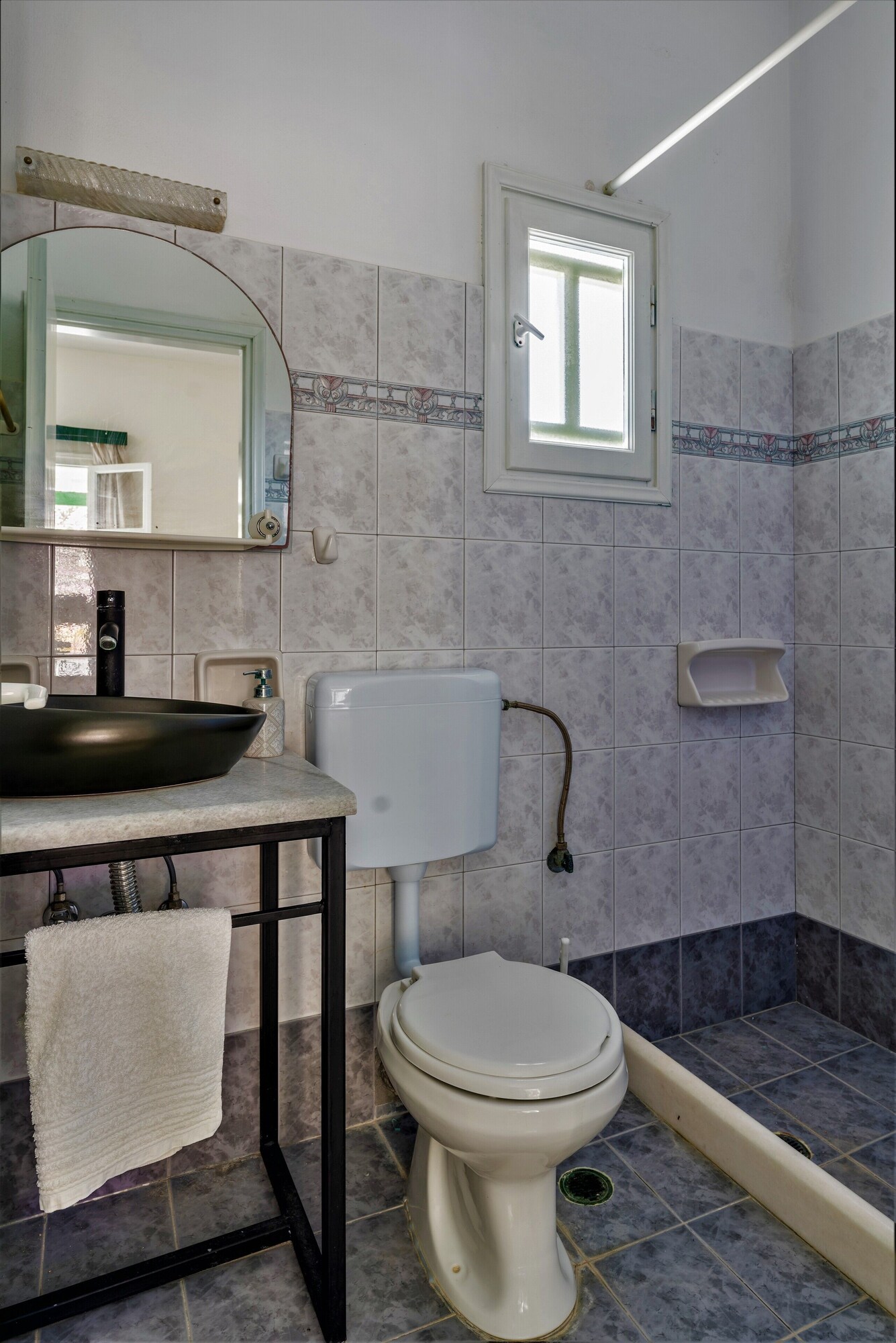 Deluxe, Studio, Suite, Studios Vrettos 3/4