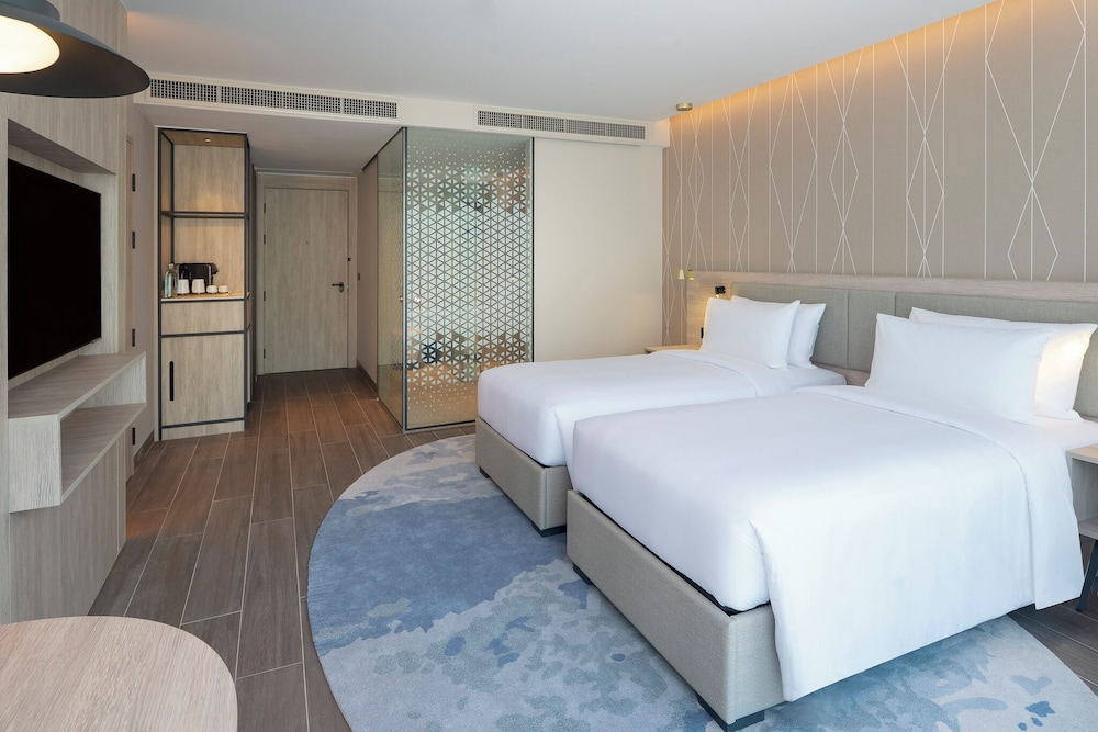 Superior, Twin Beds, with Pool، Radisson Blu Resort, Phuket Mai Khao Beach 8/10