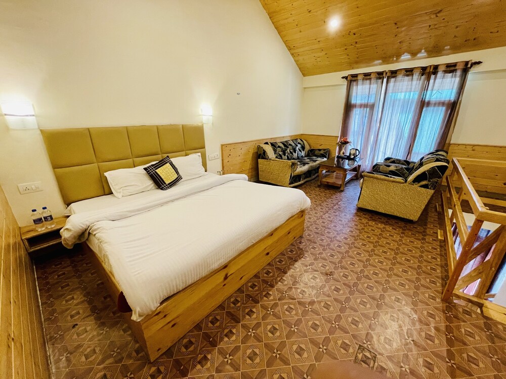 Nihal Cottage 35/63