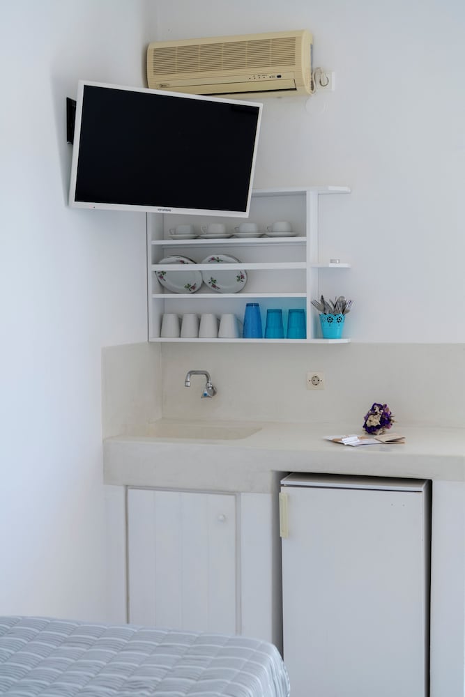 Eleana Studios 39/49