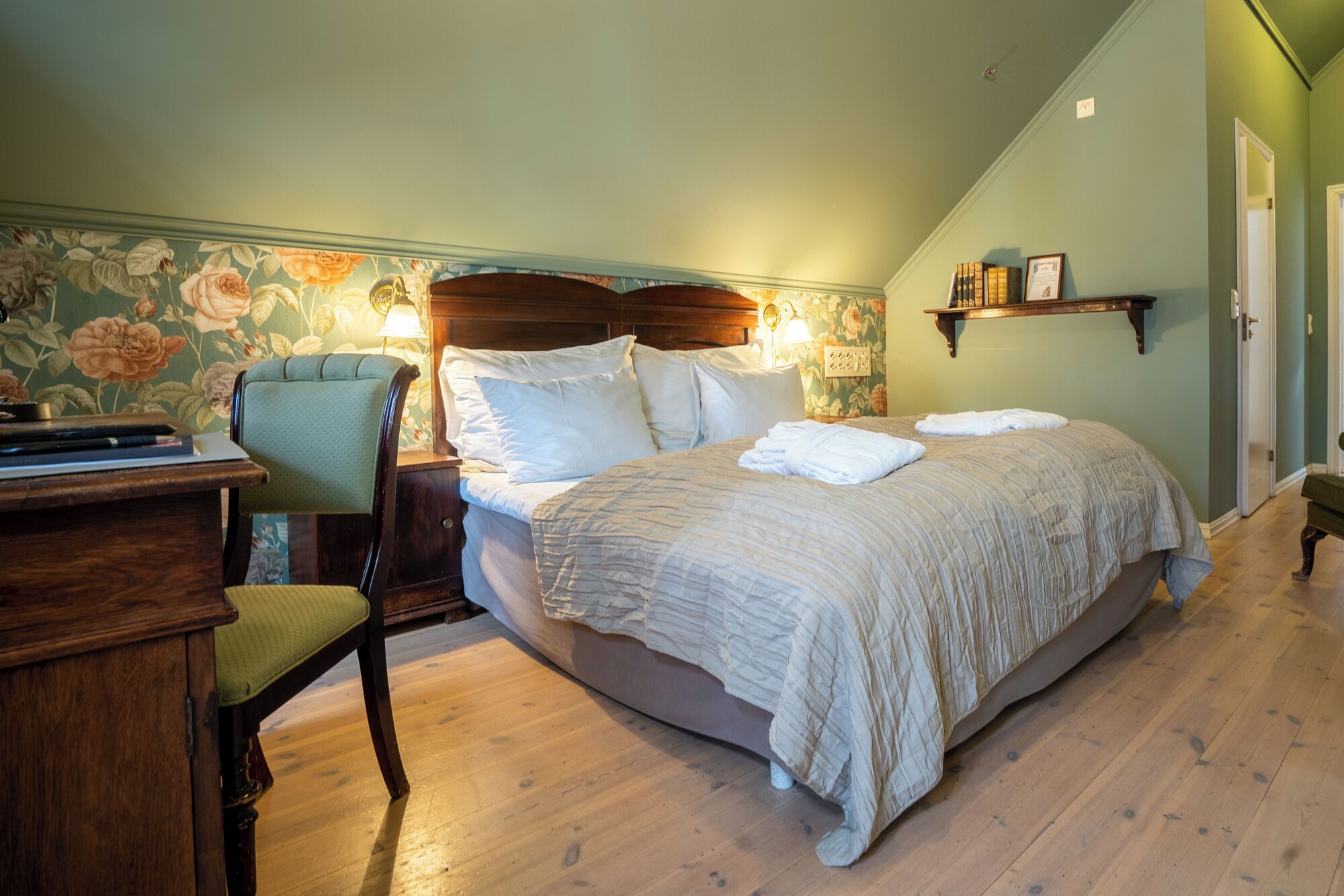 Historical, Twin Beds، Gamla Vaerket 7/10