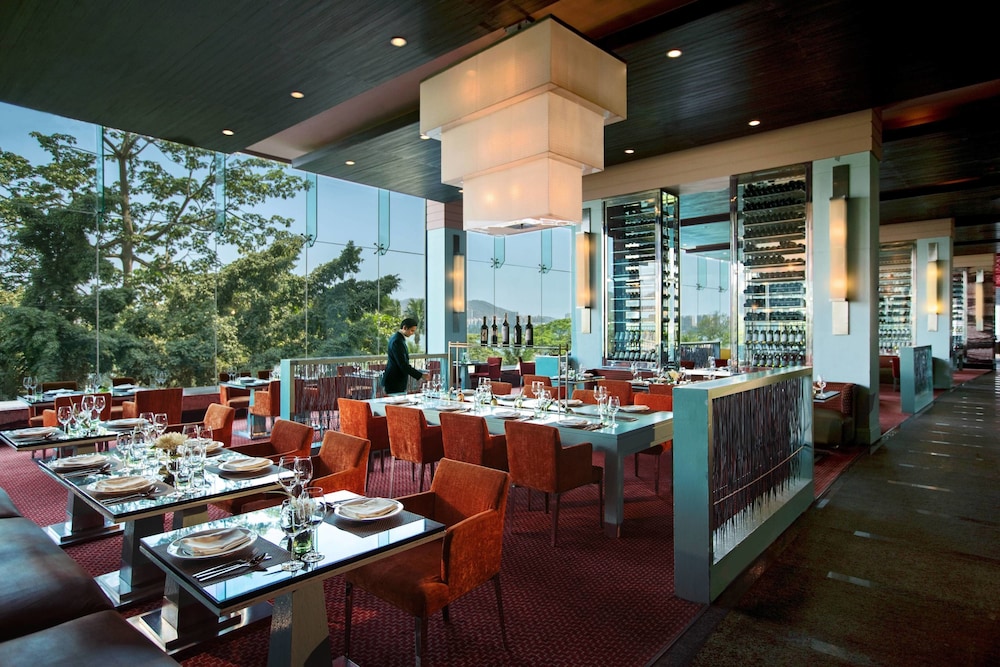 Marriott Executive Apartments Lakeside Chalet Mumbai 24/38