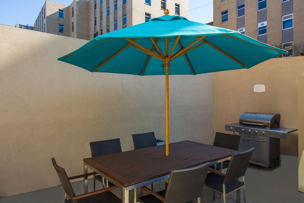 Residence Inn By Marriott Birmingham Downtown At Uab 27/27