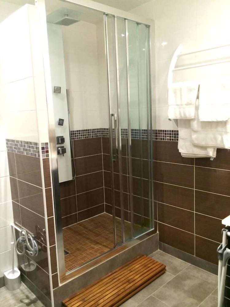 HOTEL PARIS GAMBETTA 25/29
