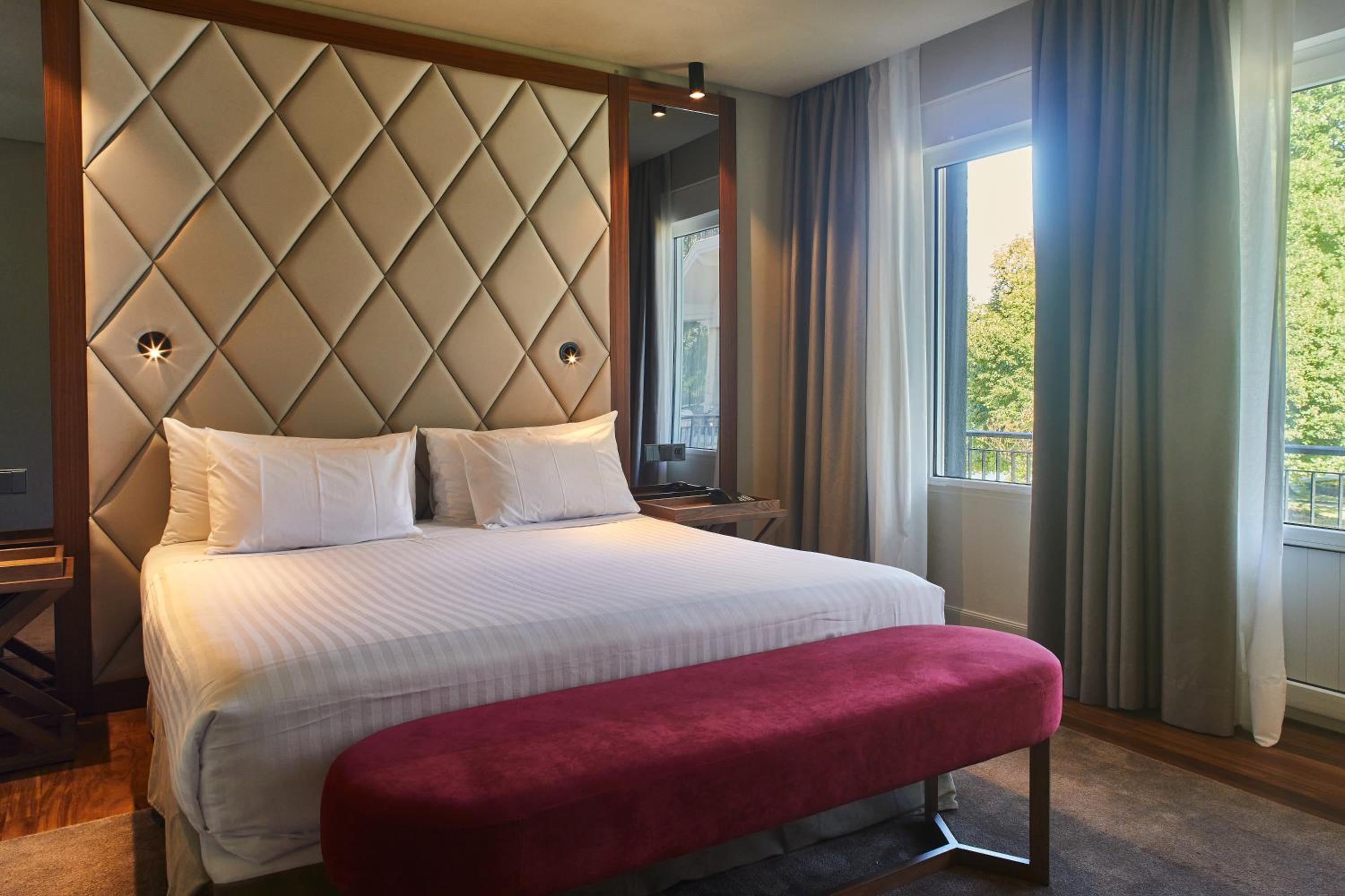 Hotel Silken Palacio Uribarren 17/46