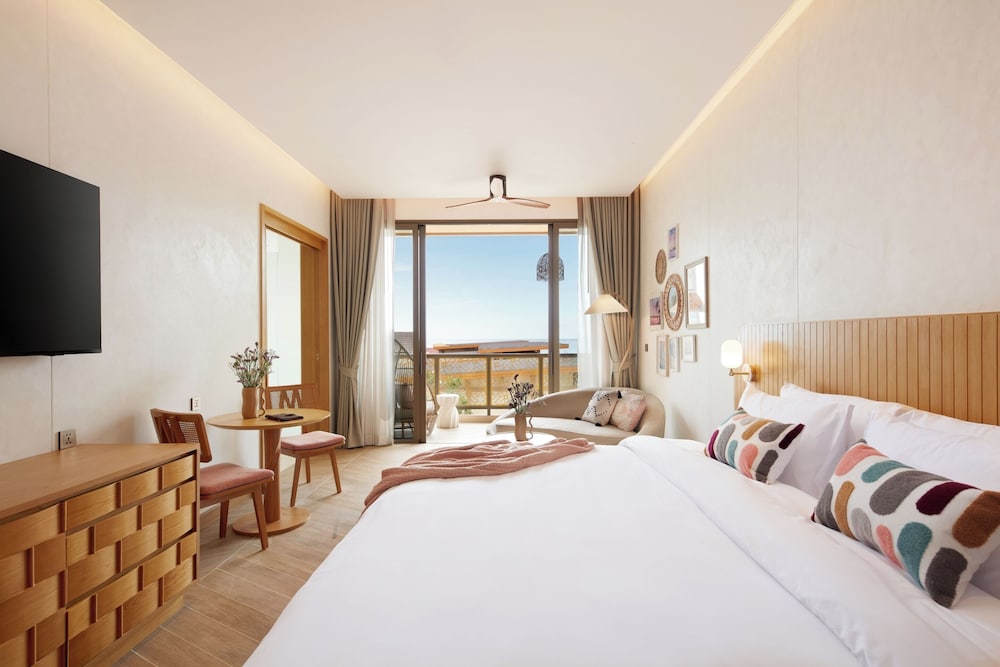 Homey Sea View