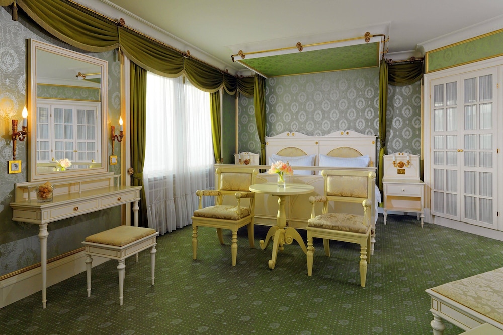 Westin Grand Berlin 32/40