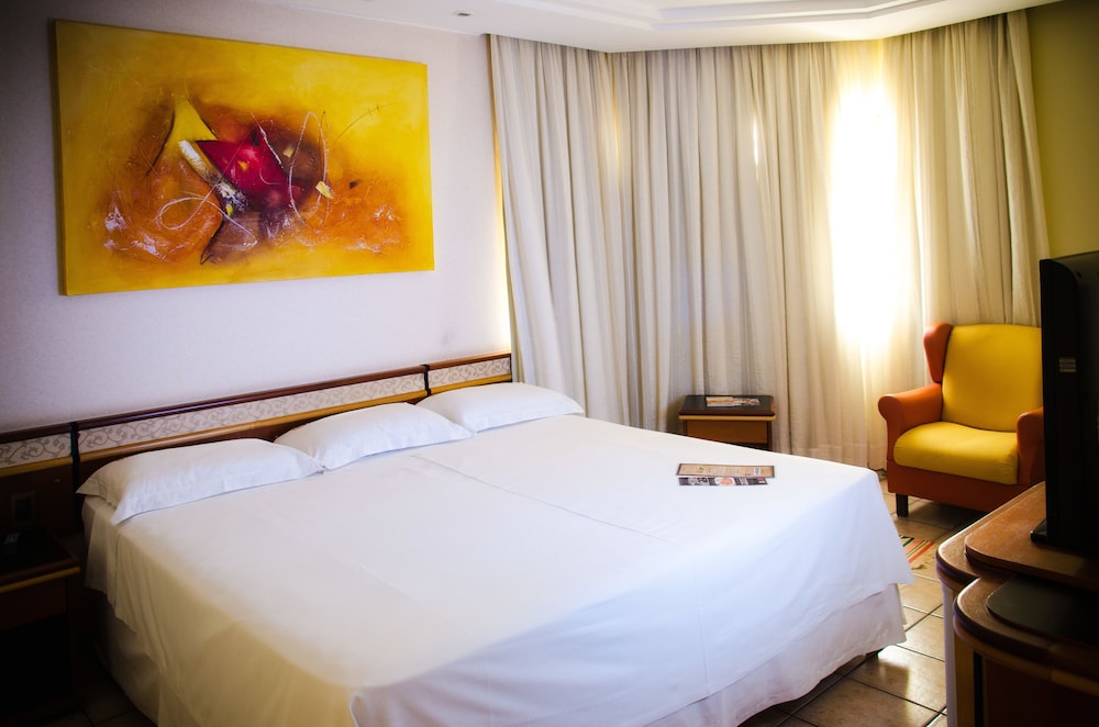 POUSADA DOS GIRASSOIS - PALMAS 3/19