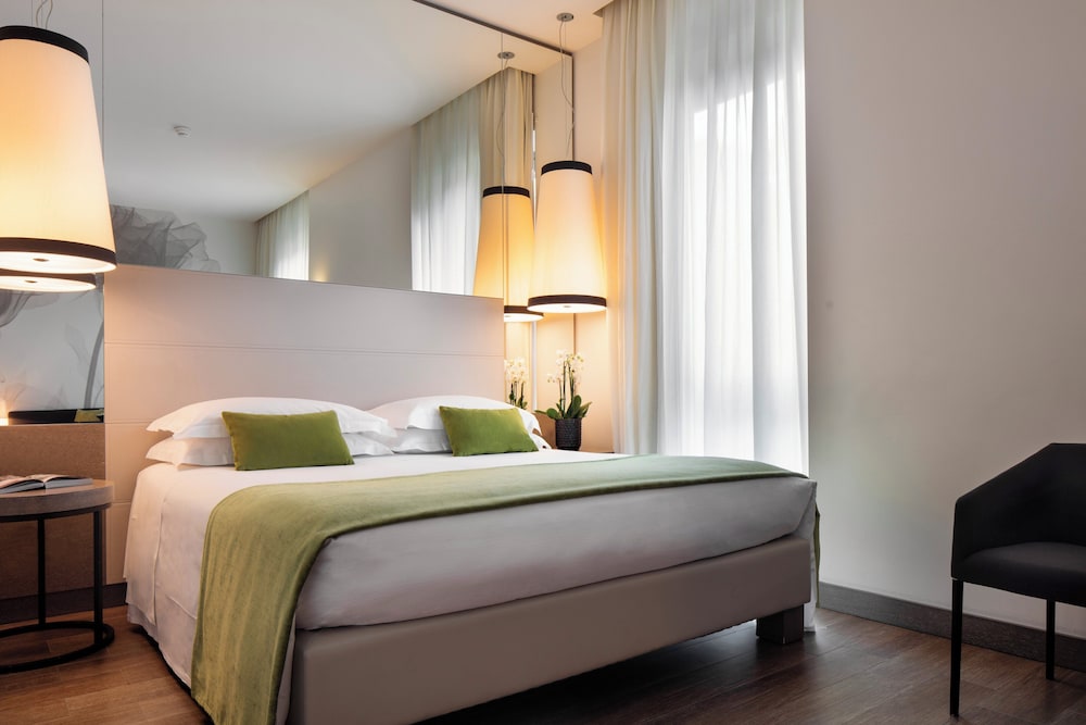 Junior Suite, Double Bed, Starhotels E.C.Ho. 7/10