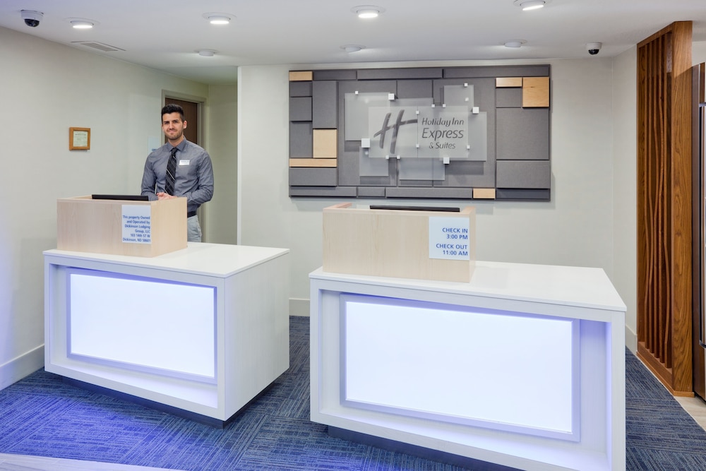 Holiday Inn Express & Suites Dickinson 10/60