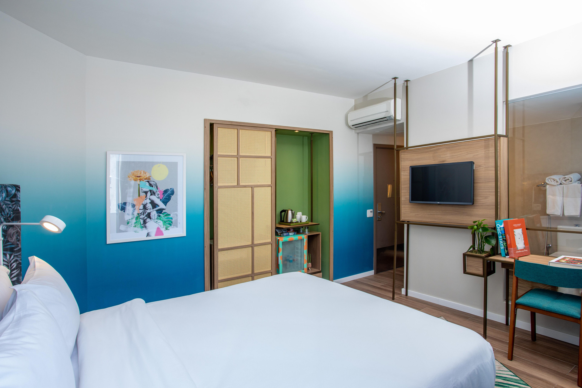 Executive, Double Bed, Lateral Side Sea View