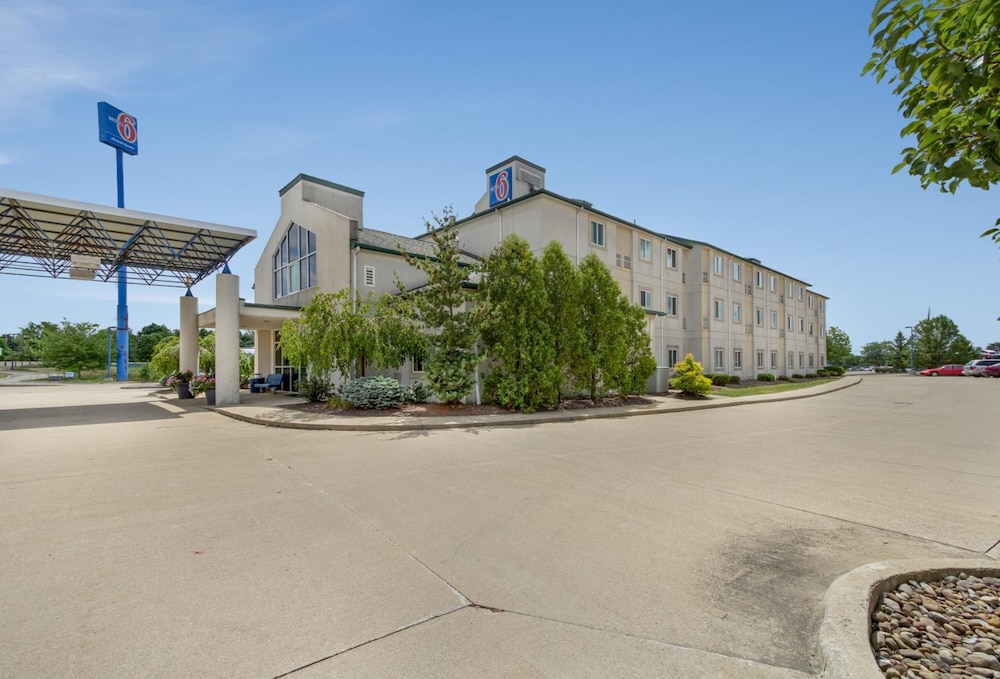 Motel6 Medina, OH - Cleveland 6/37
