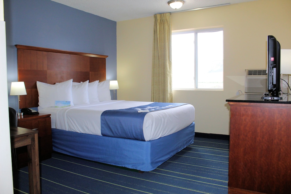 Days Inn & Suites by Wyndham Gunnison 9/46
