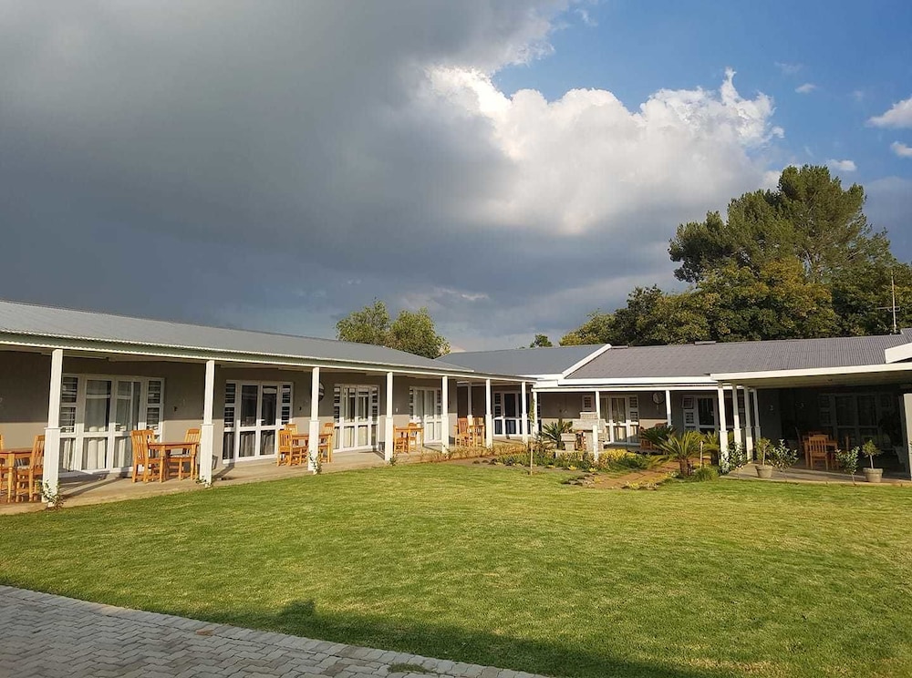 Graceland Guesthouse 37/50