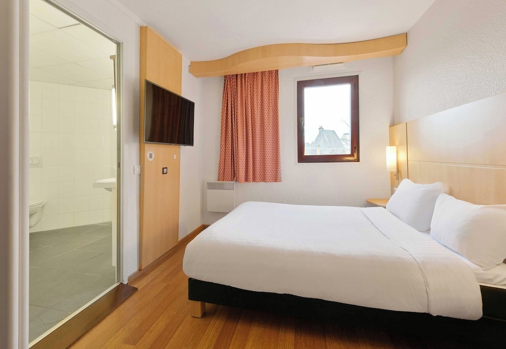 B&B HOTEL Le Mans Centre Cathedrale 10/50