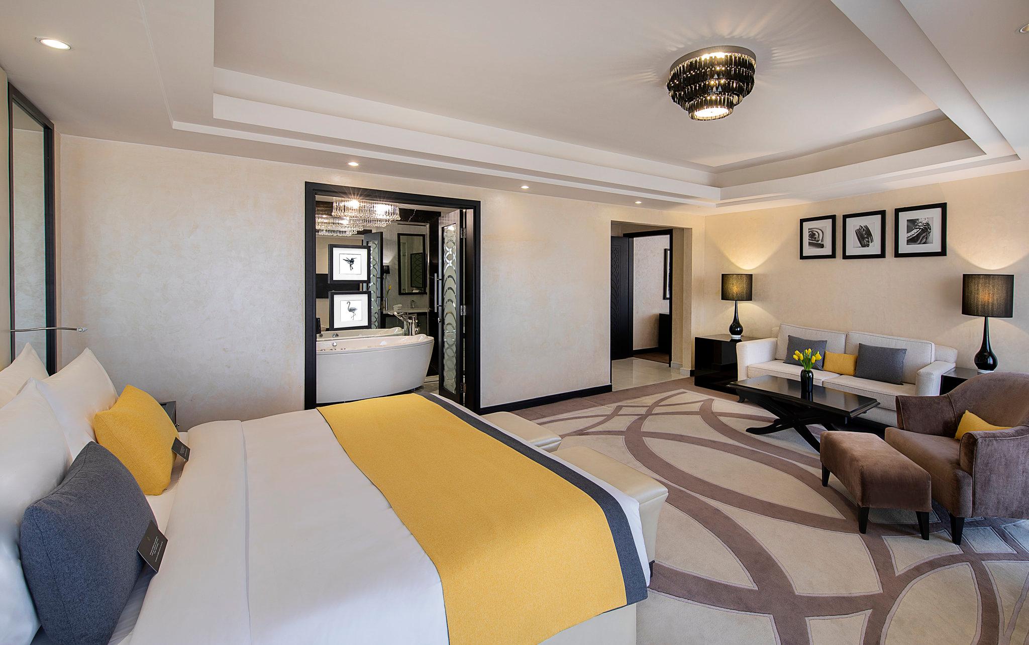 2 BEDROOMS, ROYAL, SUITE, 2 KING BEDS