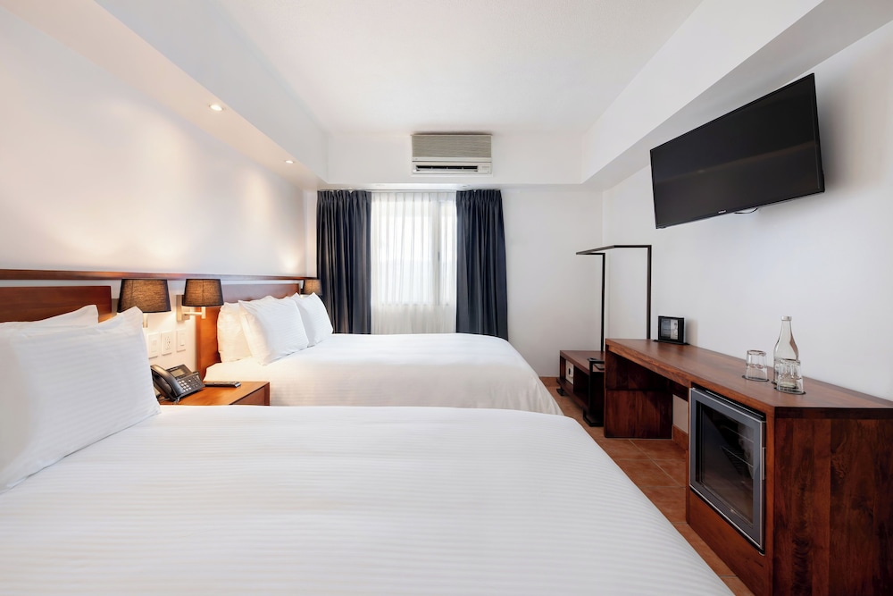 Hotel Presidente 20/72