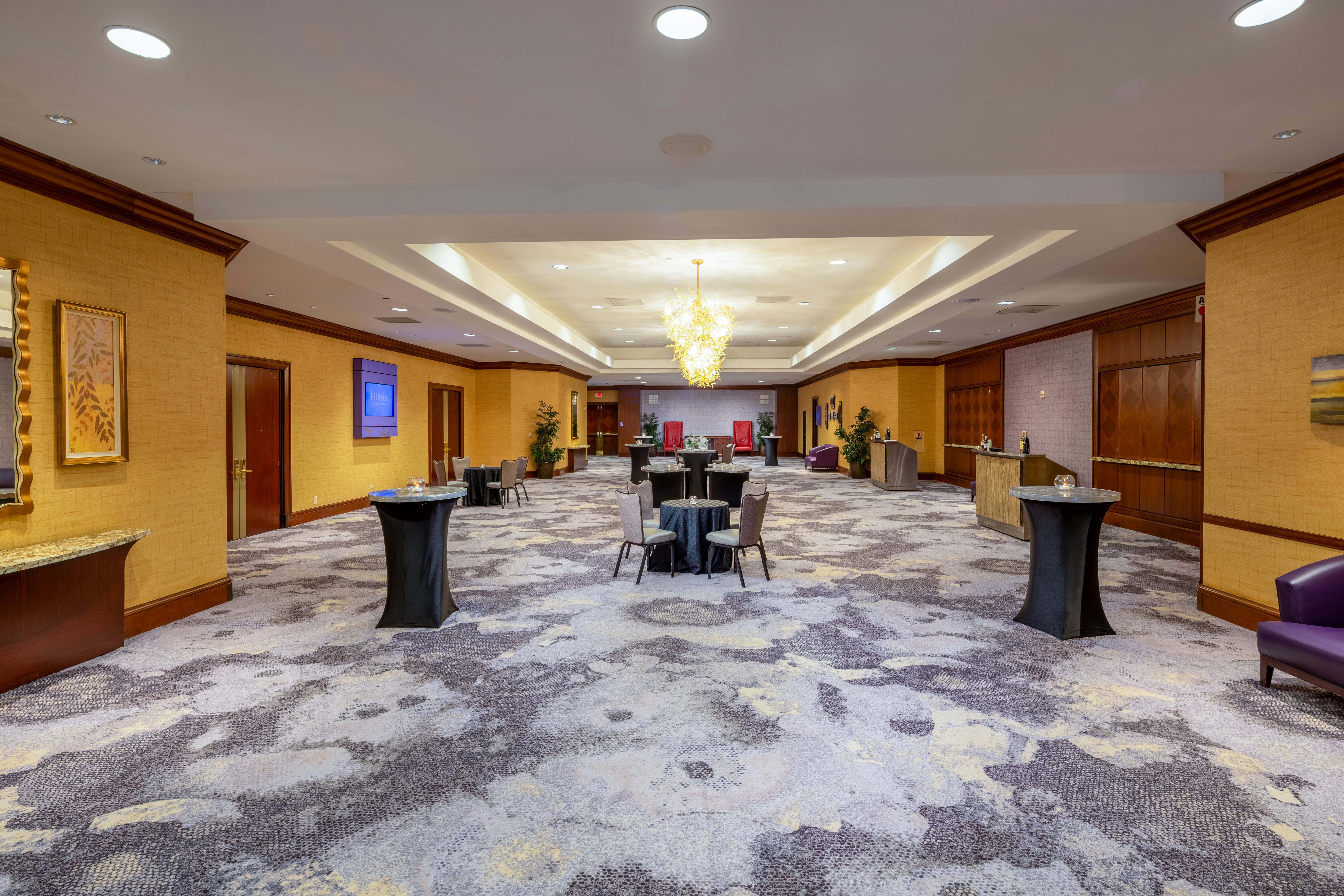 Hilton Charlotte Uptown (ex Hilton Charlotte Center City) 11/82