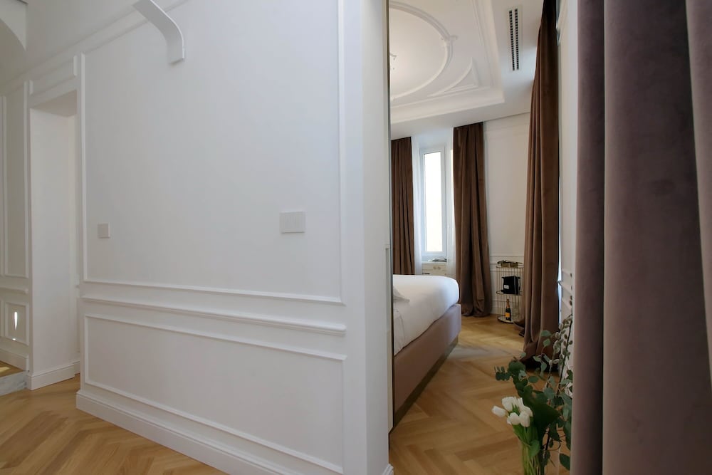 Domna Luxury Suites 23/23