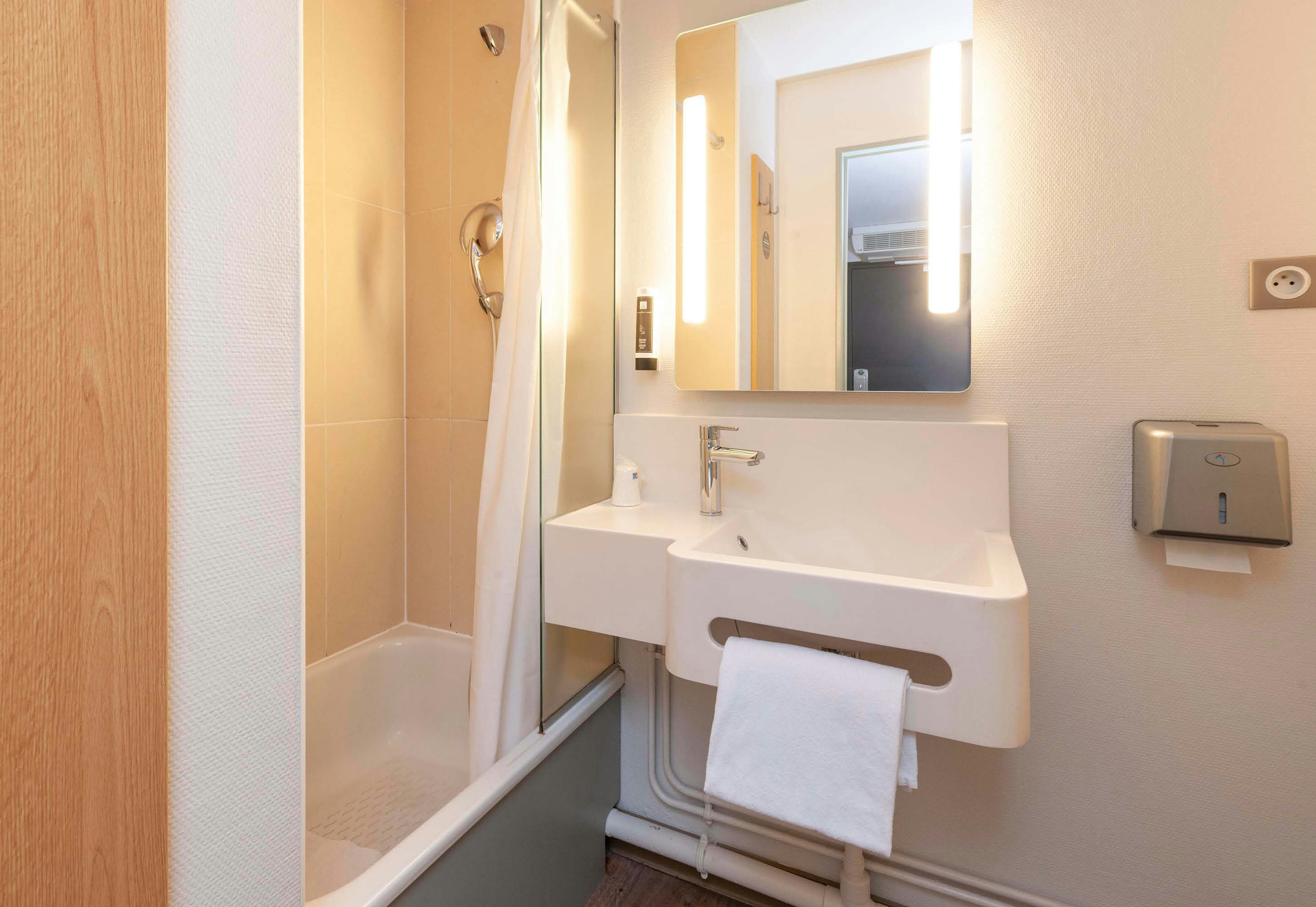 B&B Hotel Bayonne 23/23