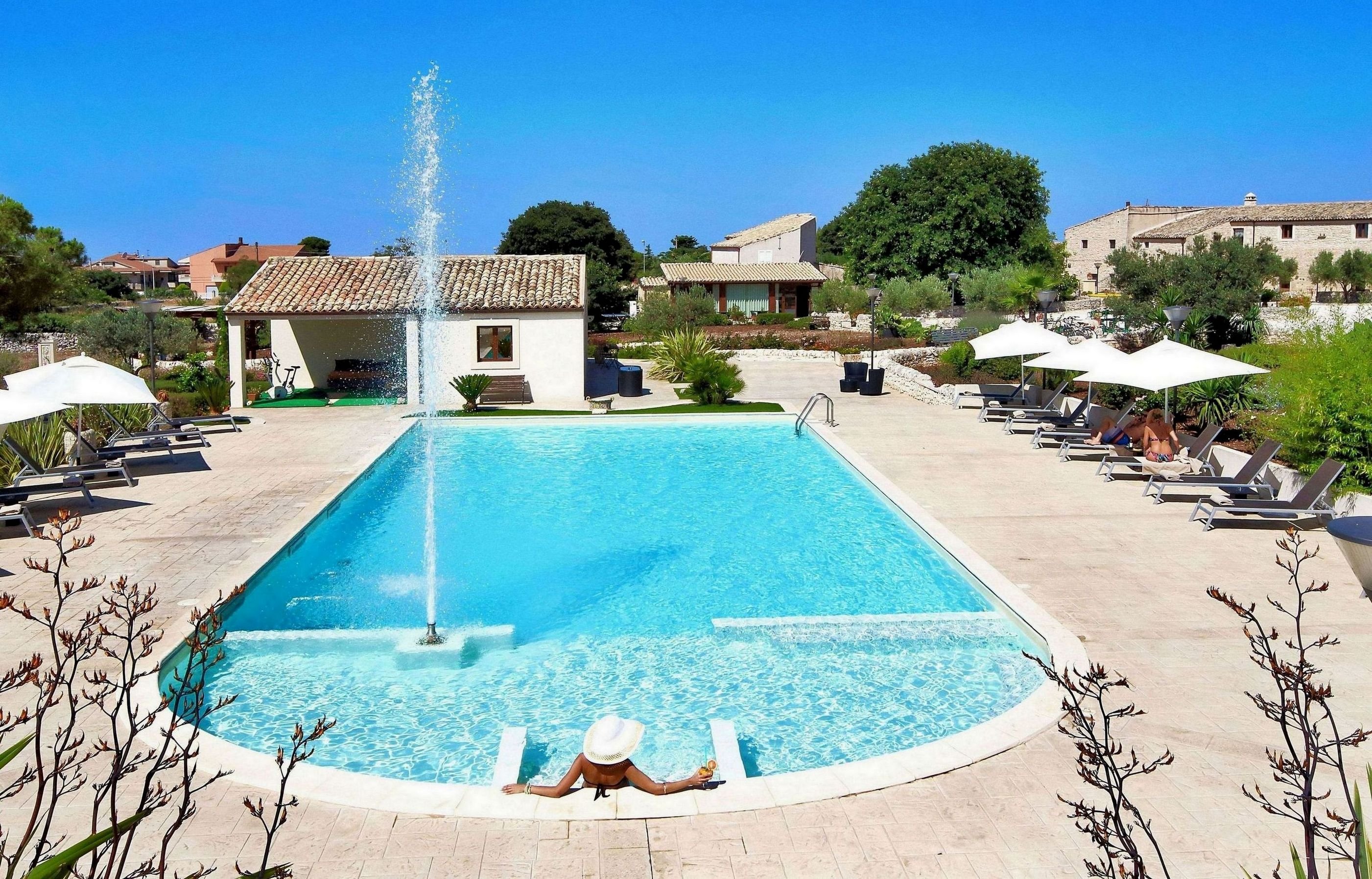 Artemisia Resort 43/43