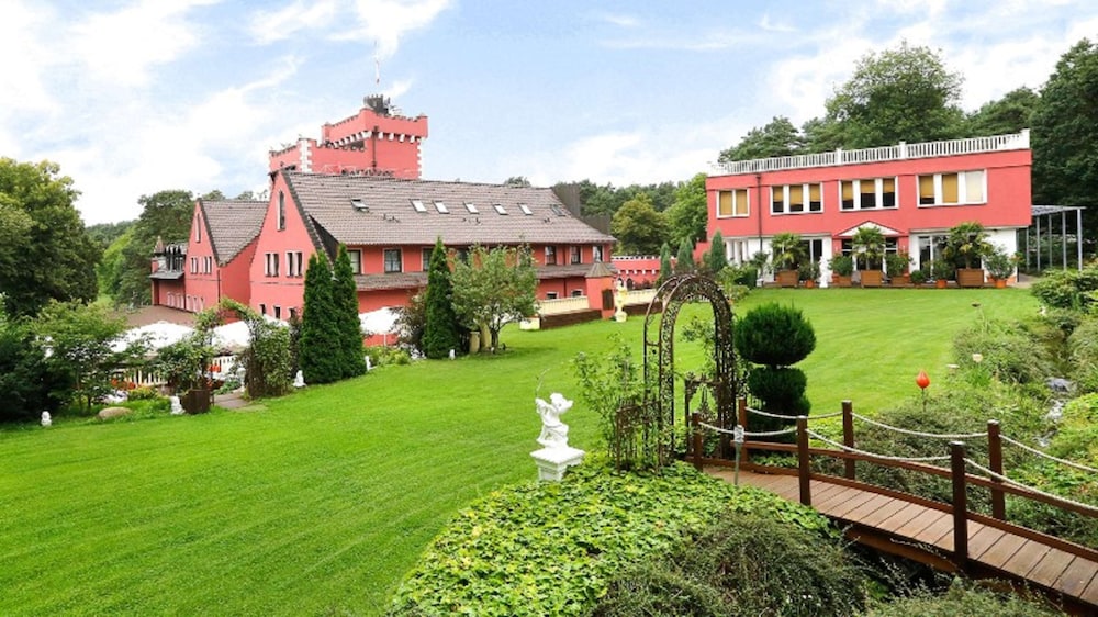 The Lakeside Burghotel zu Strausberg 42/50