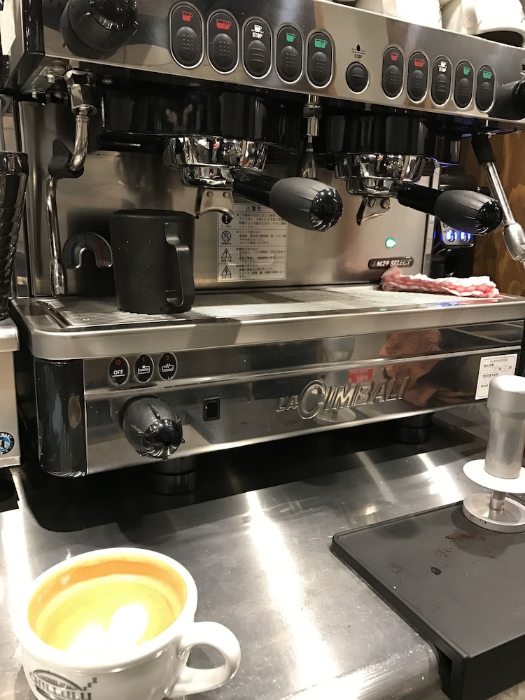 Chillulu Coffee & Hostel 50/55
