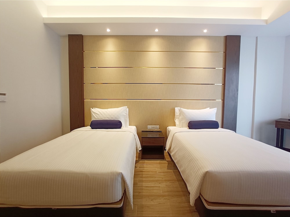 Pacific Regency Beach Resort Port Dickson 19/48