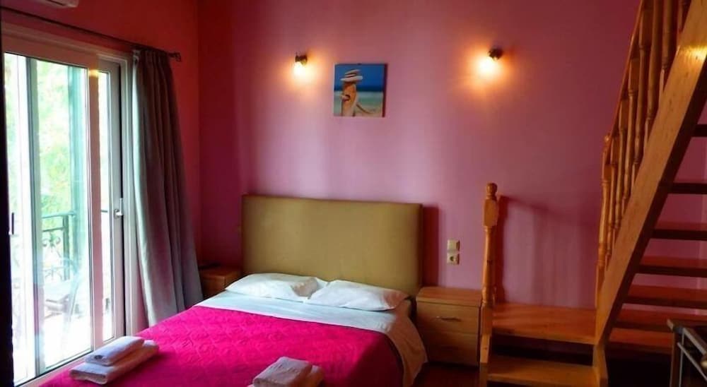 Argo Maisonettes Suites 6/28