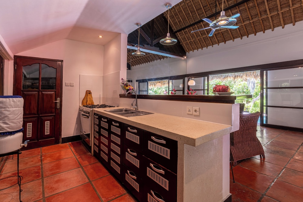 Villa Elleo 6/49