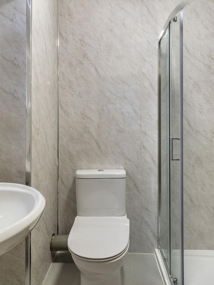 Apollo Hotel London – Near Hyde Park & Paddington Station 42/47