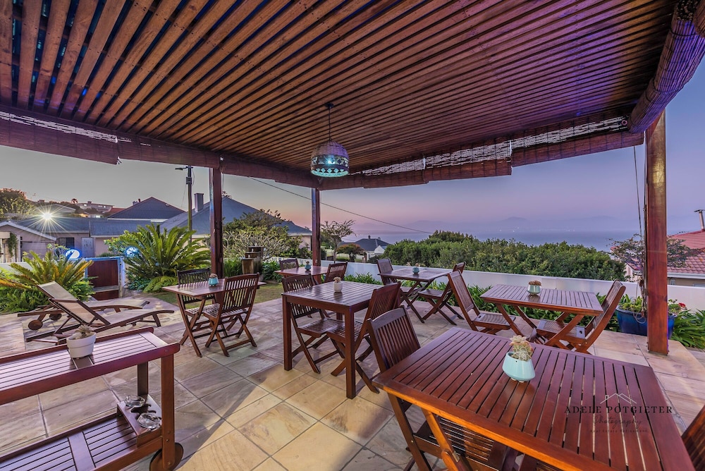 Aquamarine Guest House 47/73