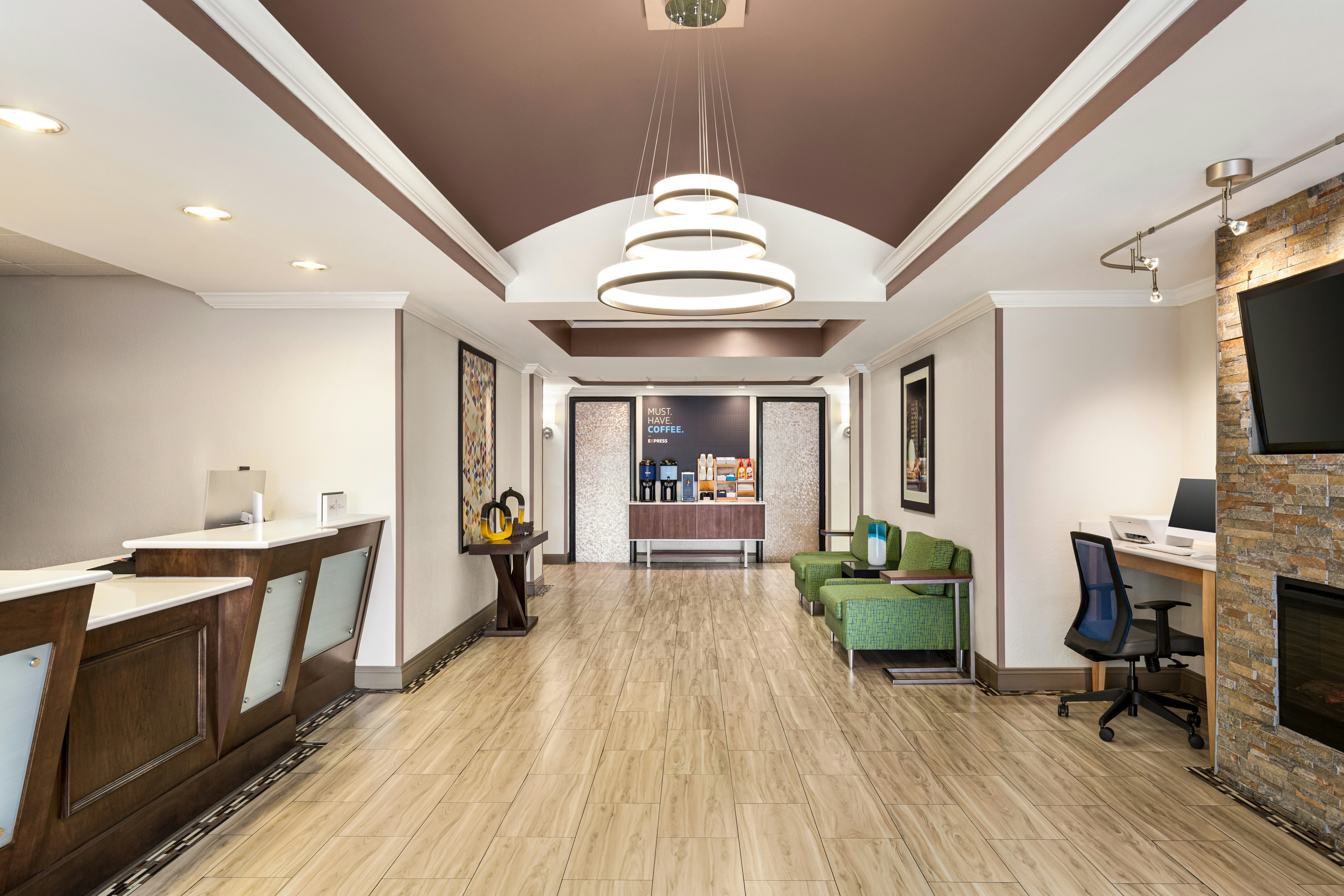 Holiday Inn Express Hotel Suites Live Oak 54/71