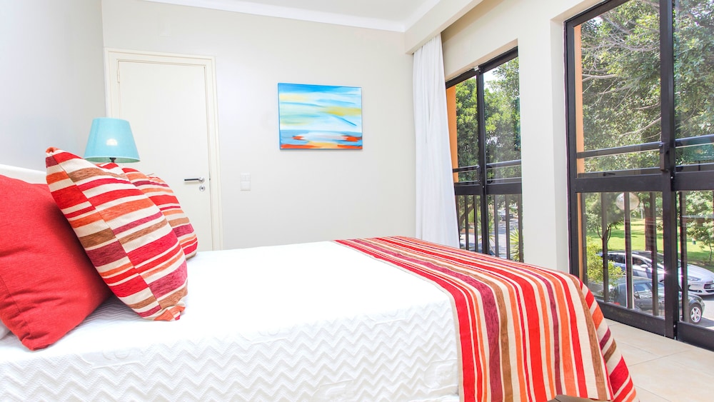 2 BEDROOMS, APARTMENT, RESORT VIEW