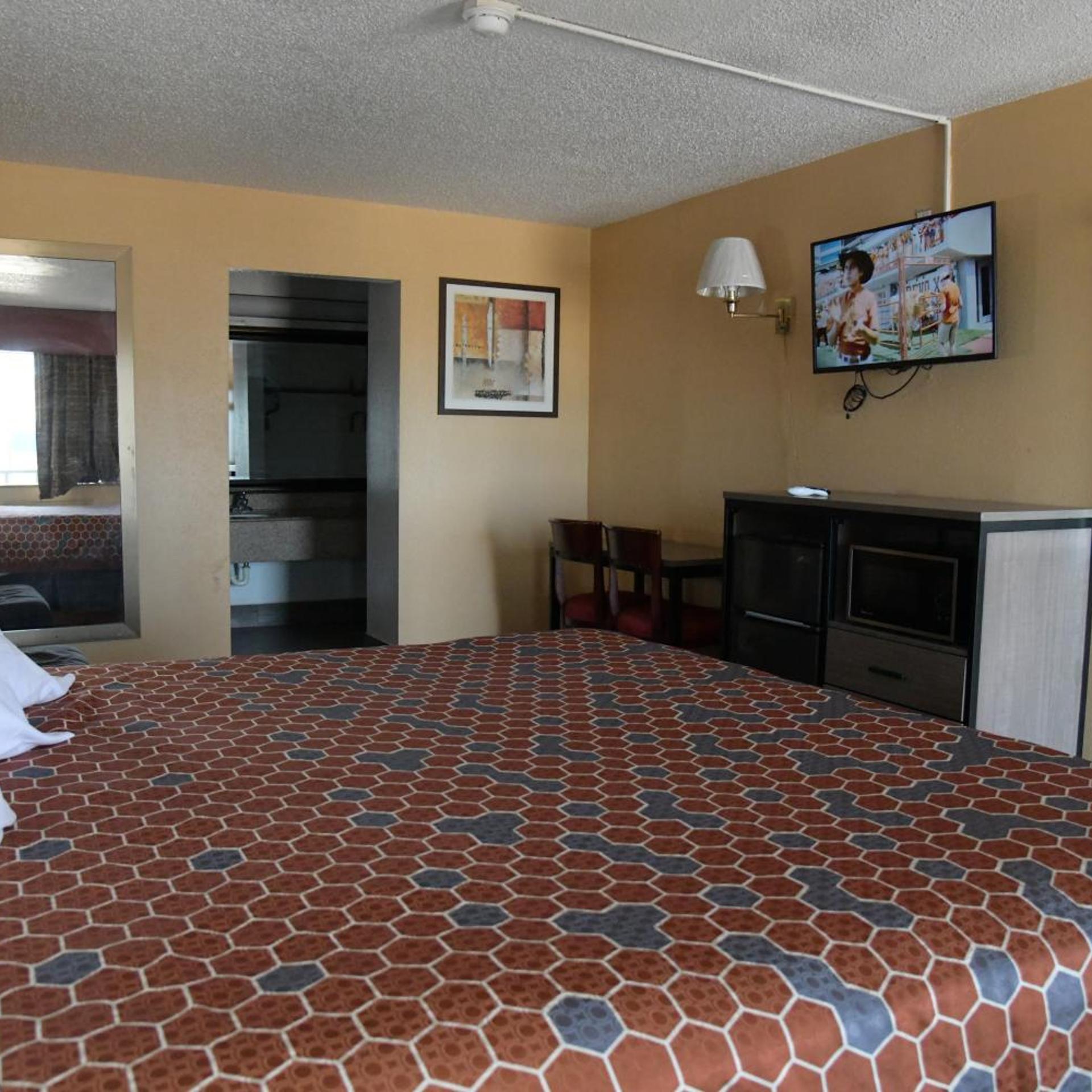 Royal Inn 8/8