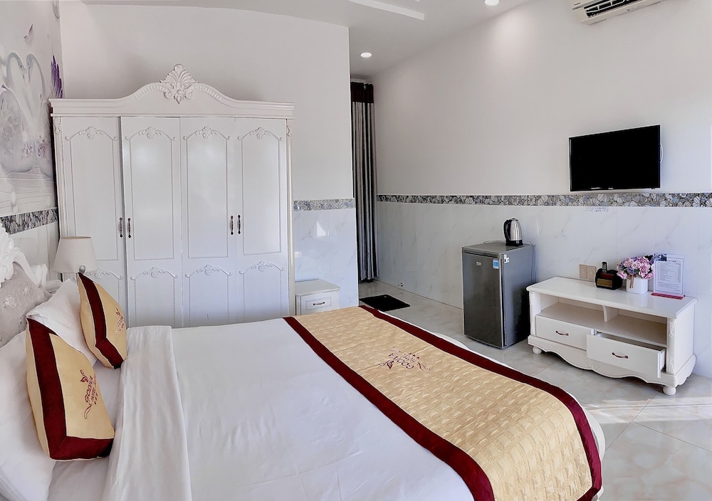 Godiva Phu Quoc Hotel 7/71