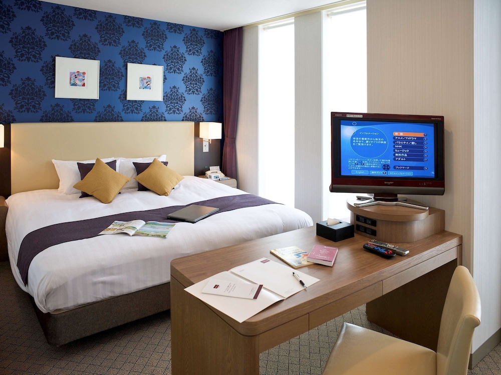 MERCURE YOKOSUKA 17/70