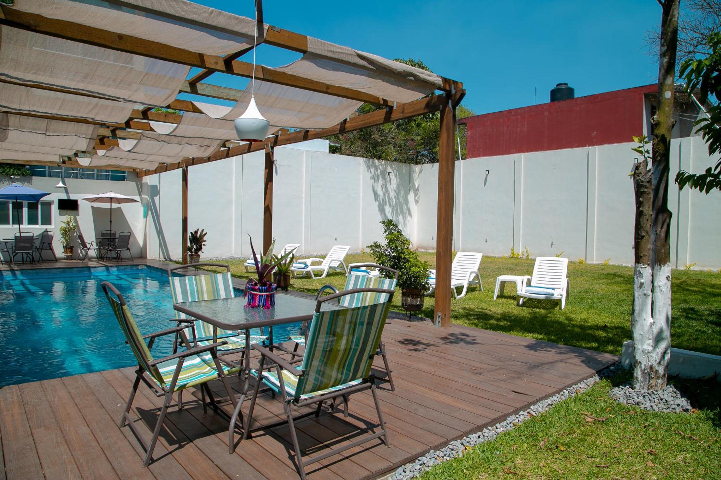 Relax Inn Suites 26/50