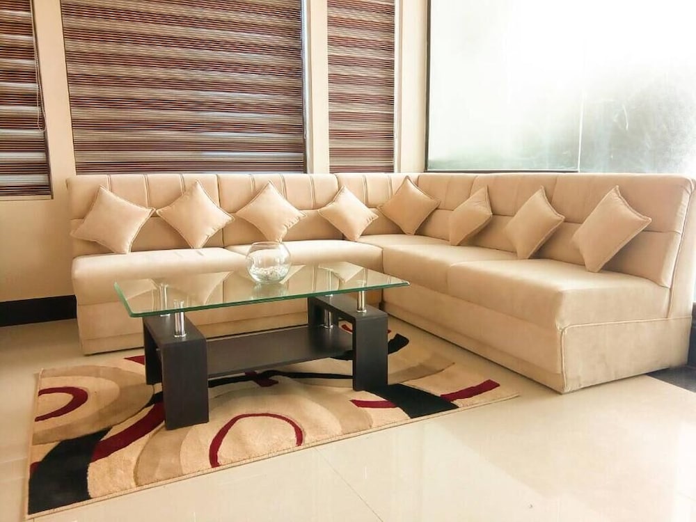 Hotel One Dera Ghazi Khan 19/30