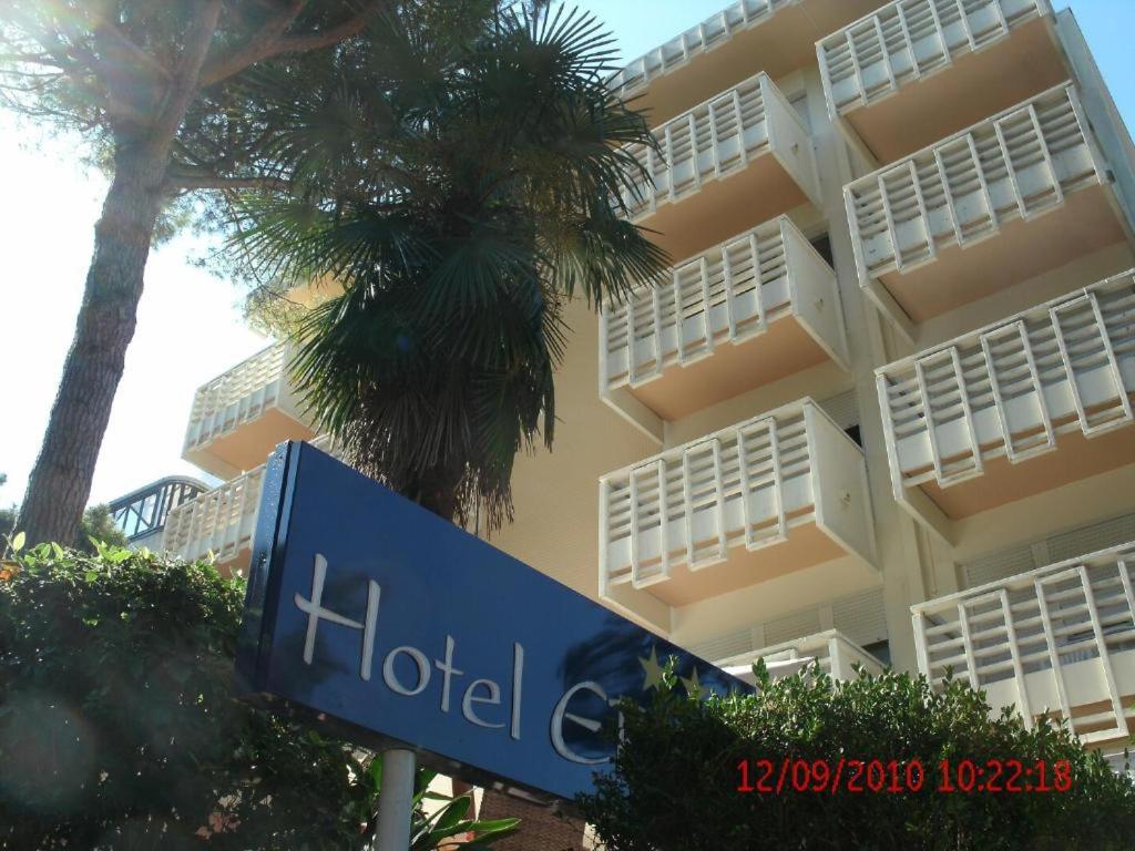 Hotel Eros 5/50