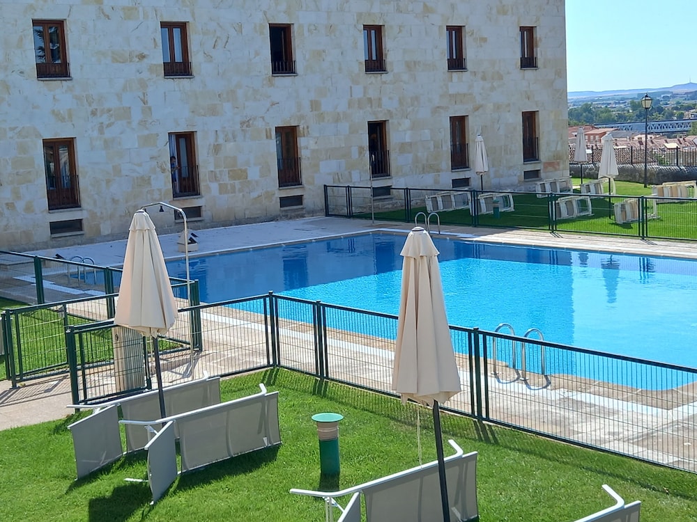 Parador De Zamora 44/50