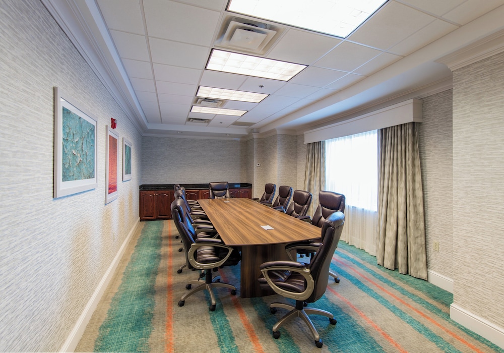 Holiday Inn Hotel And Suites Lake City 41/42