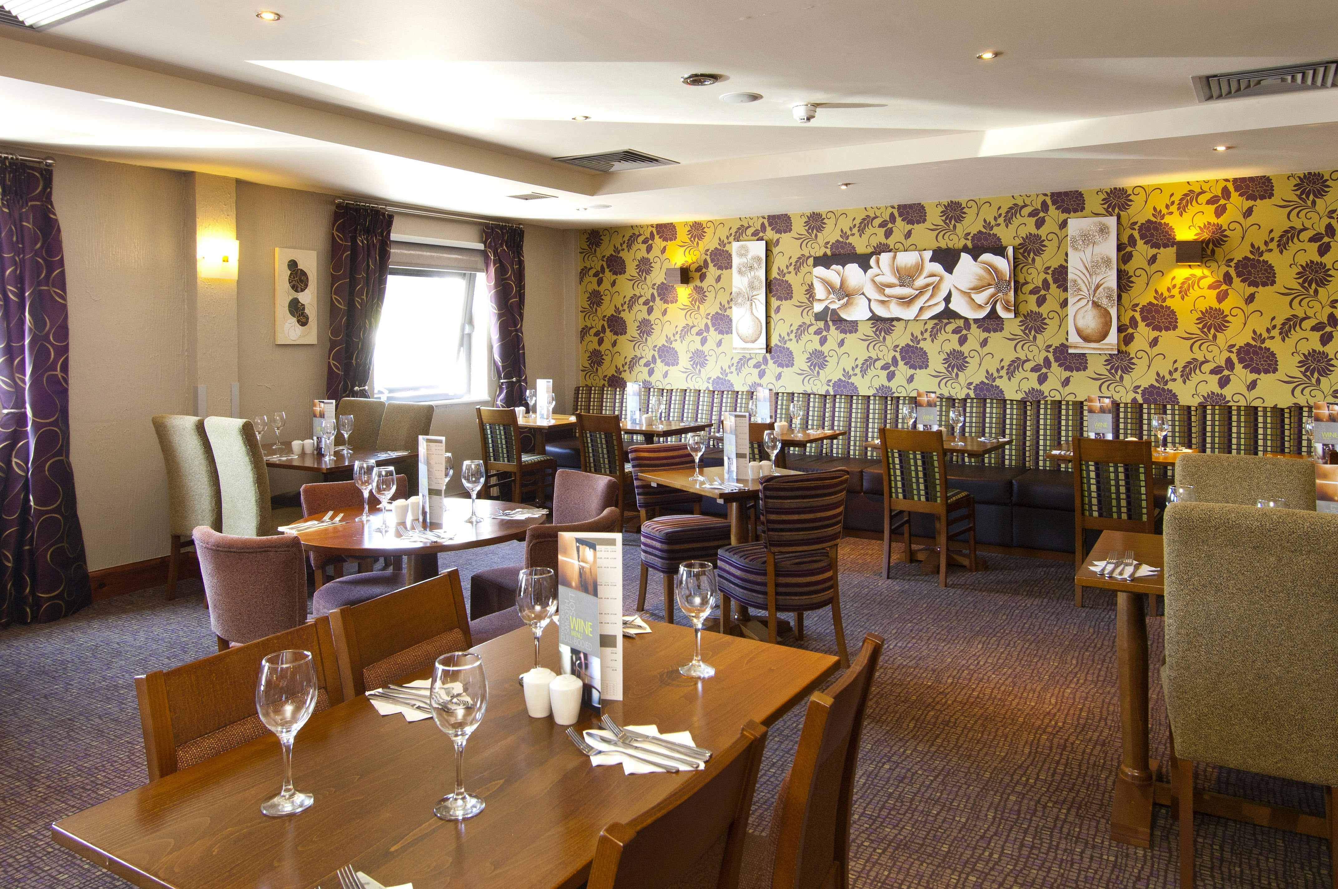 Premier Inn Plymouth (Sutton Harbour) 37/56